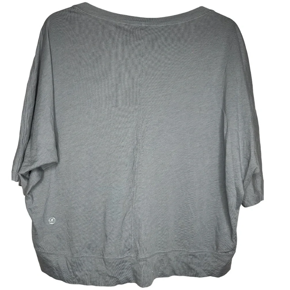Lululemon V-neck Shirt Size Small